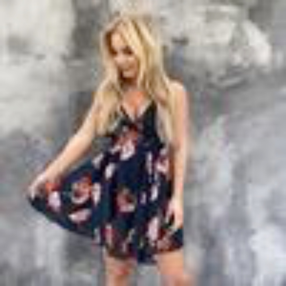 NWT That Floral Feeling Dress